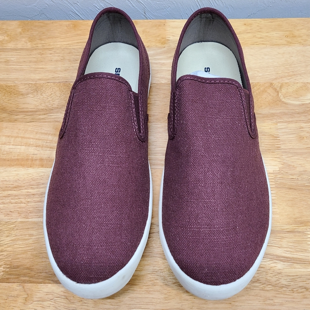 NWT: Men's SeaVees slip-on casual shoe Size: 10.5